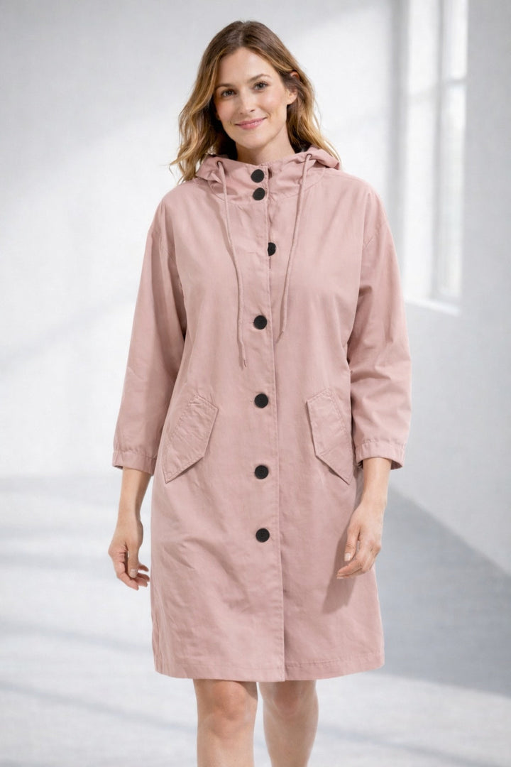 Versátil capa de chuva feminina Filipa, casaco impermeável para mulher, com capuz e conforto.