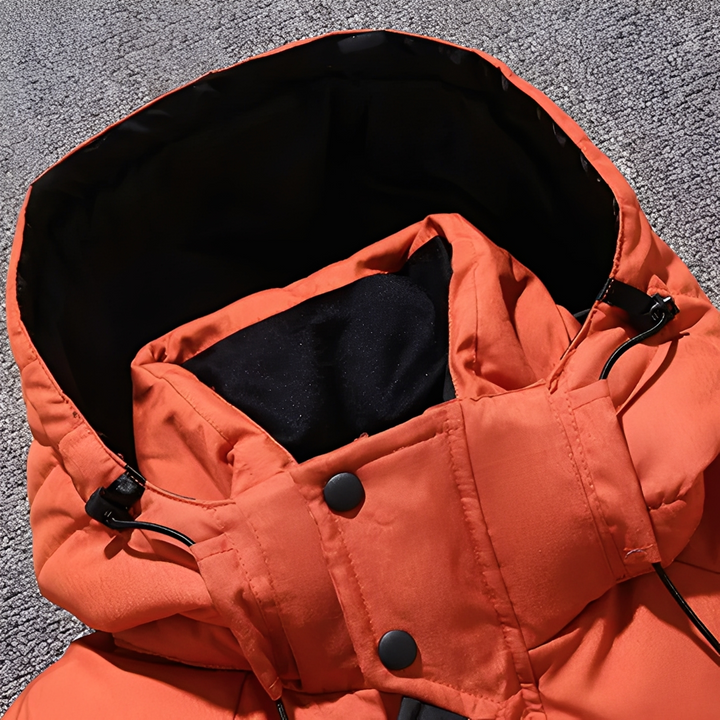 Roupa de frio masculina elegante e quente. Casaco de inverno p/ conforto e estilo na moda masculina urbana.