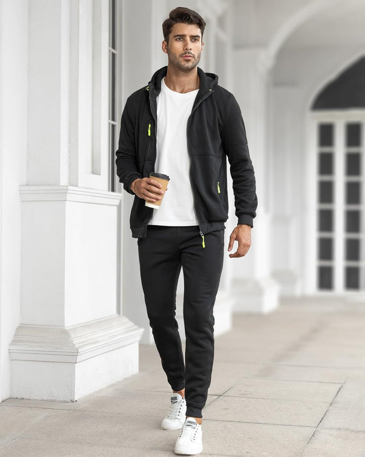 Fato de treino masculino versátil com capuz e calças slim, para treino, lazer ou casual.