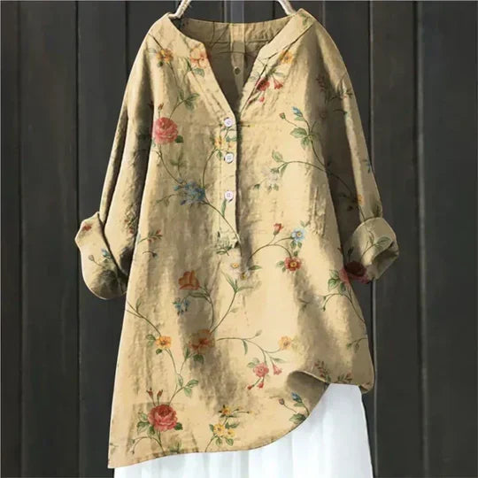 Blusa camisa feminina com botões frontais, design arejado e confortável para o estilo verão e praia.