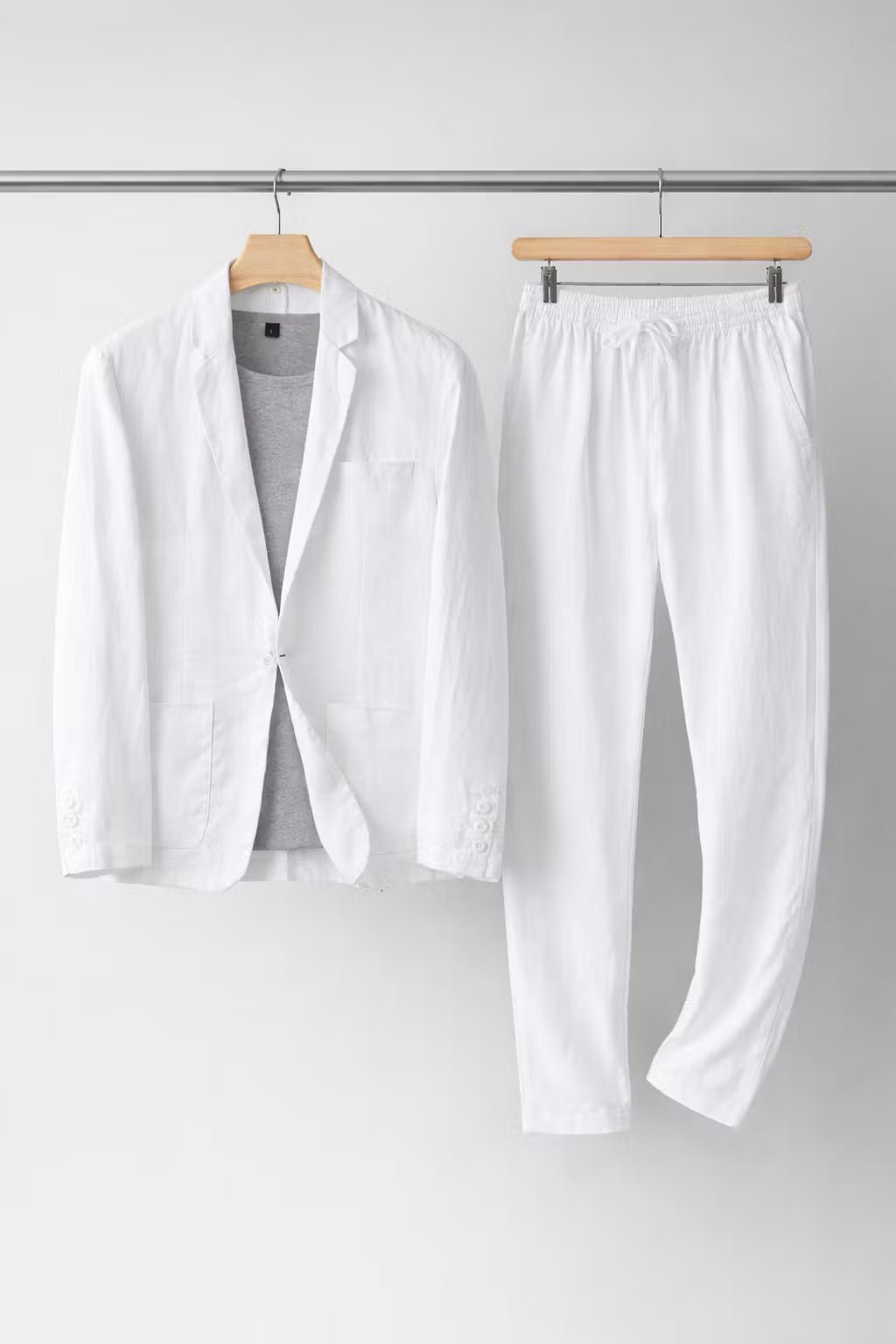 Conjunto de linho para homem com jaqueta e calças, ideal para um visual casual elegante e ocasiões especiais.