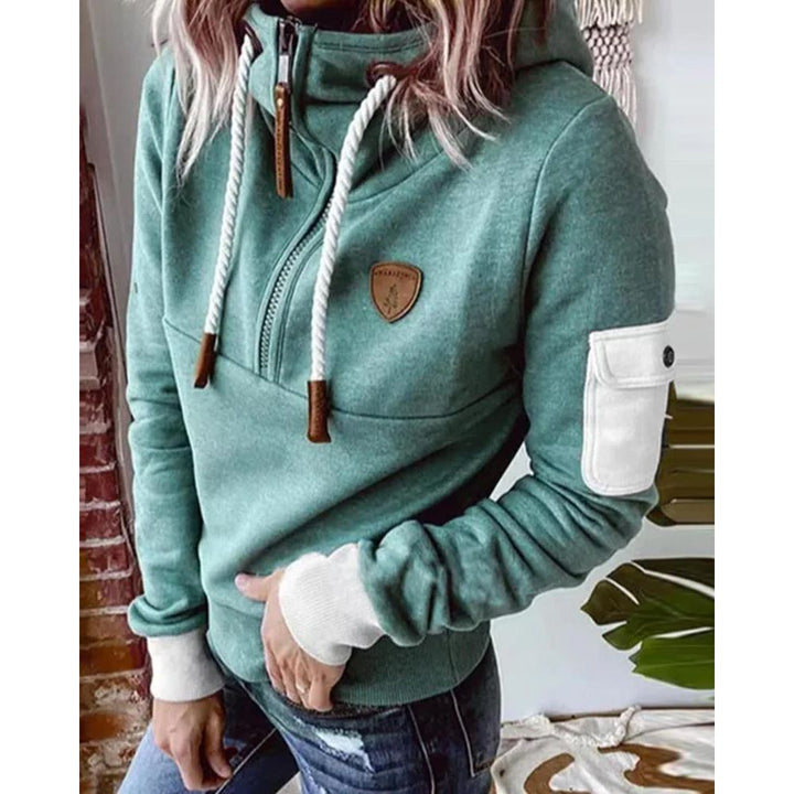 Suéter feminino casual em tricô macio para conforto diário. Ideal para moda inverno versátil.