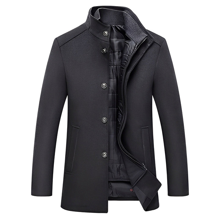 Agasalho masculino de inverno com gola alta, botões e design elegante. Roupa de homem para conforto e estilo no frio.