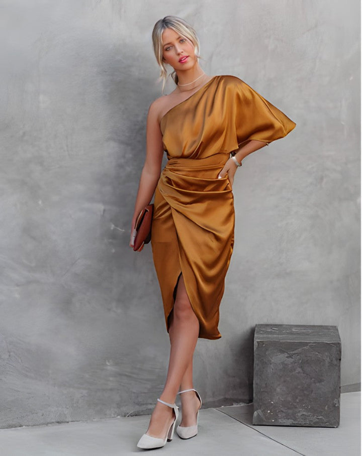 Vestido longo feminino Élise, para festas com um toque de elegância atemporal e chic.