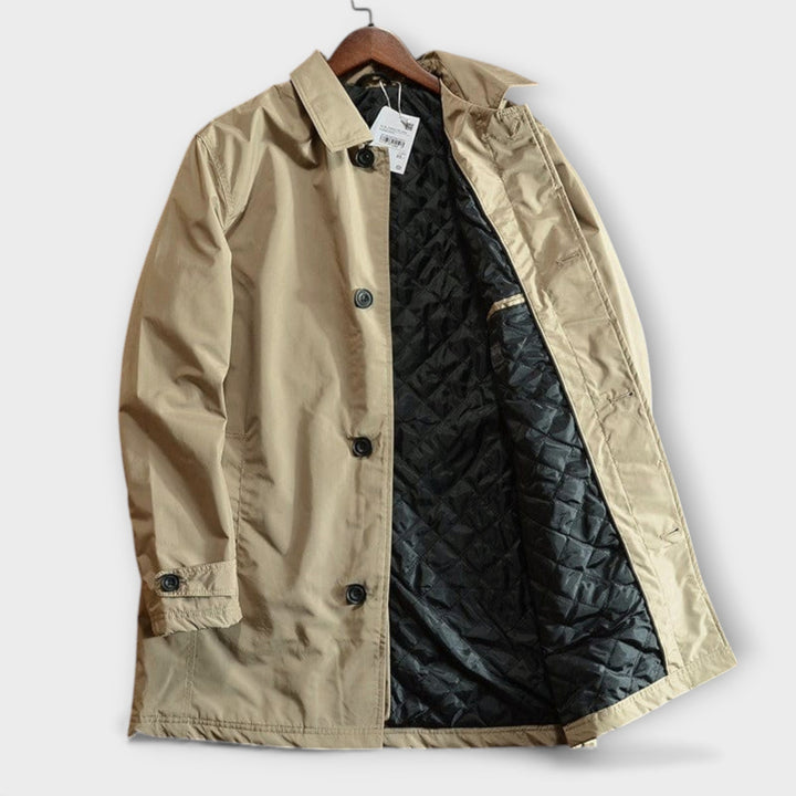 Este casaco masculino impermeável é quente, leve e essencial para enfrentar o frio do outono e inverno com estilo casual.