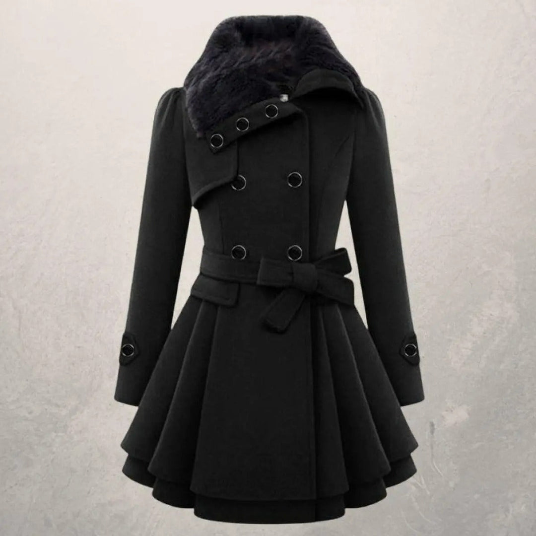 Casaco feminino de inverno, clássico com gola acolchoada e botões de duas fileiras. Agasalho elegante e sofisticado.