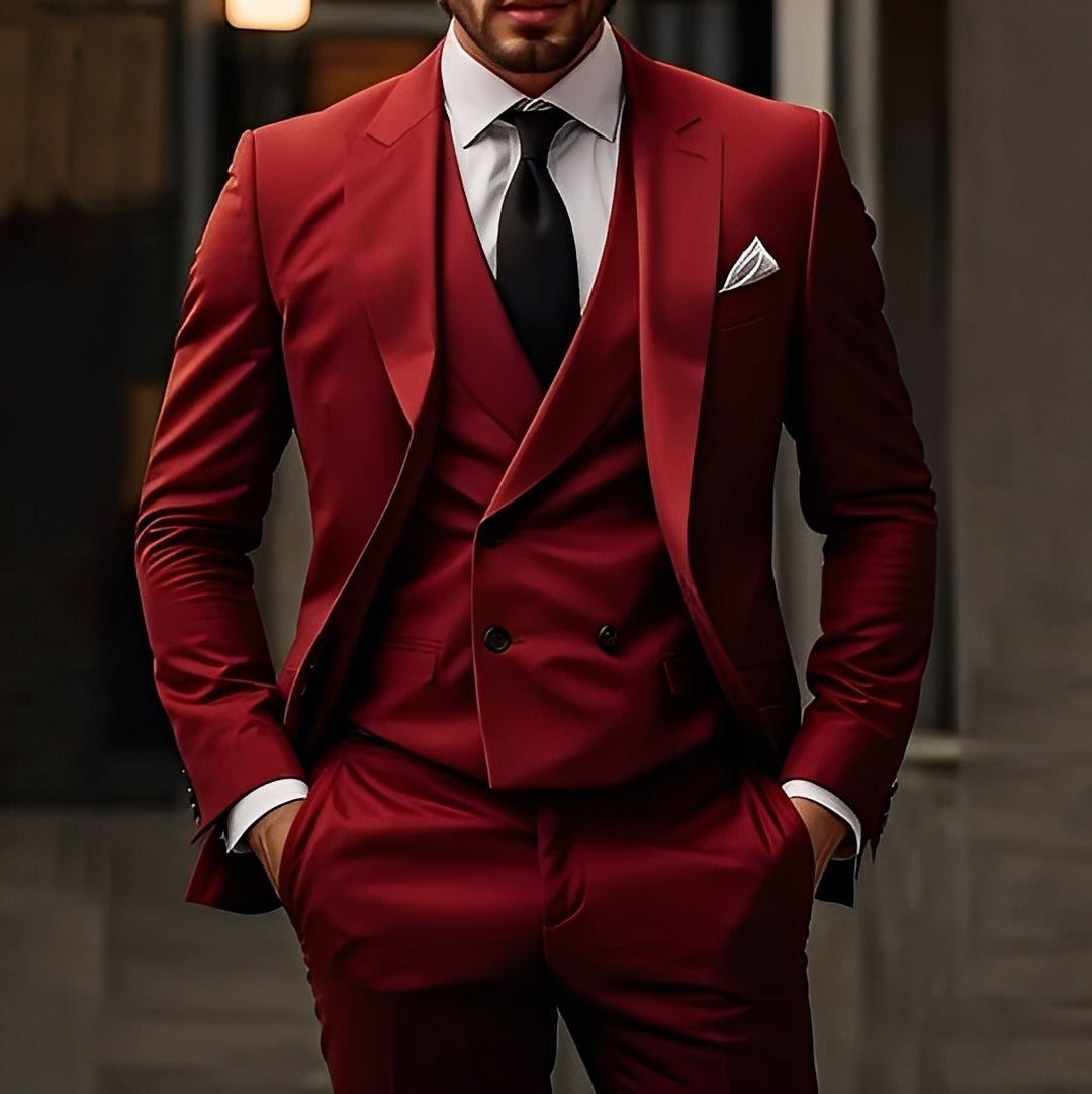 Terno formal masculino Darrel, clássico e elegante, para casamentos, festas e negócios. Conjunto perfeito para homem.