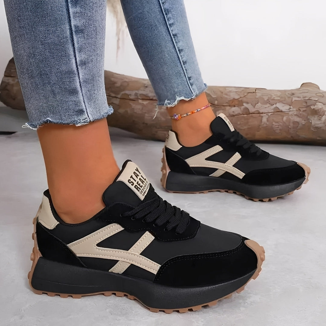Tênis feminino confortável e estiloso, com sola antiderrapante. Perfeito para o dia a dia e moda casual.