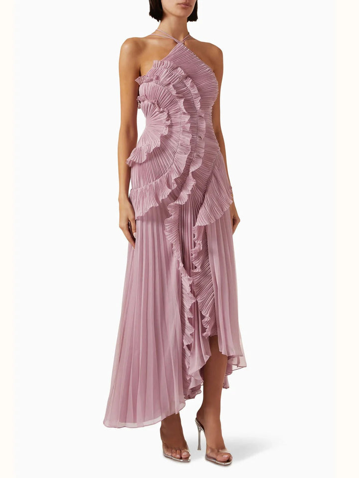 Vestido longo formal feminino, perfeito para eventos especiais, com babados.