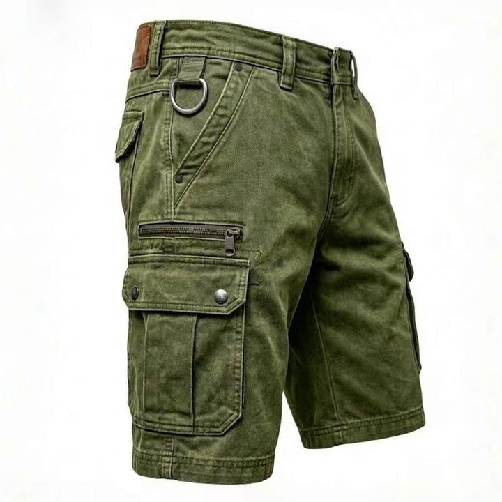 Calções cargo masculinos funcionais com múltiplos bolsos. Estilo prático e confortável para o dia a dia.