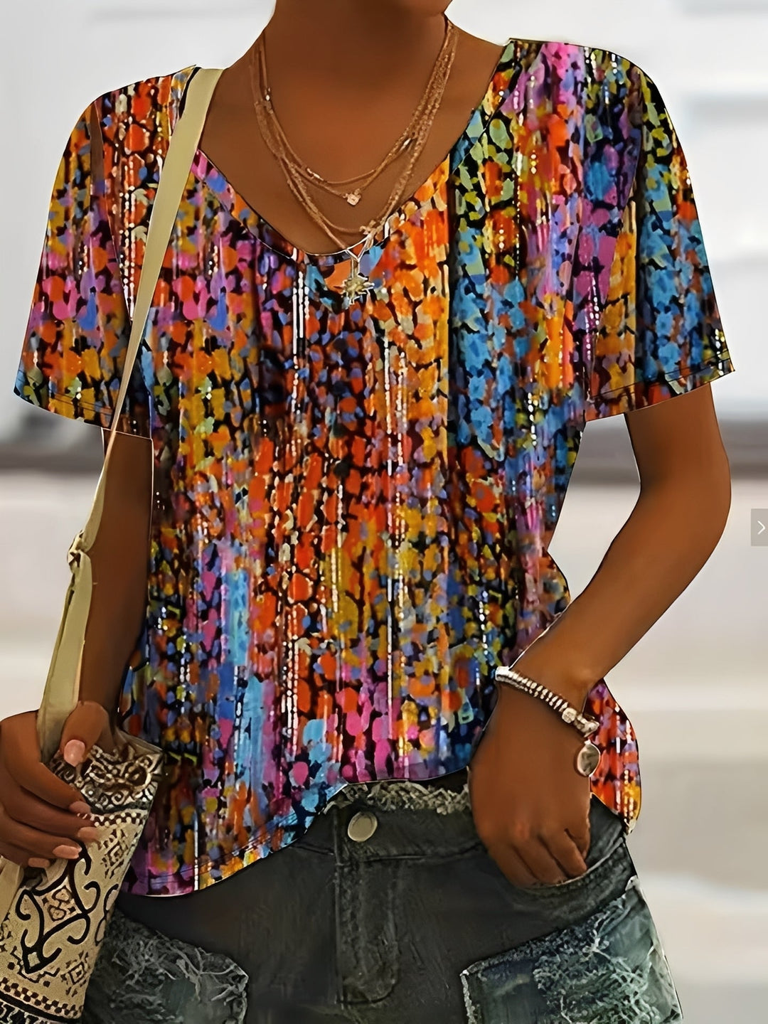 Top feminino elegante para verão/primavera. Blusa de manga curta com decote V, ideal para um estilo casual e moderno.