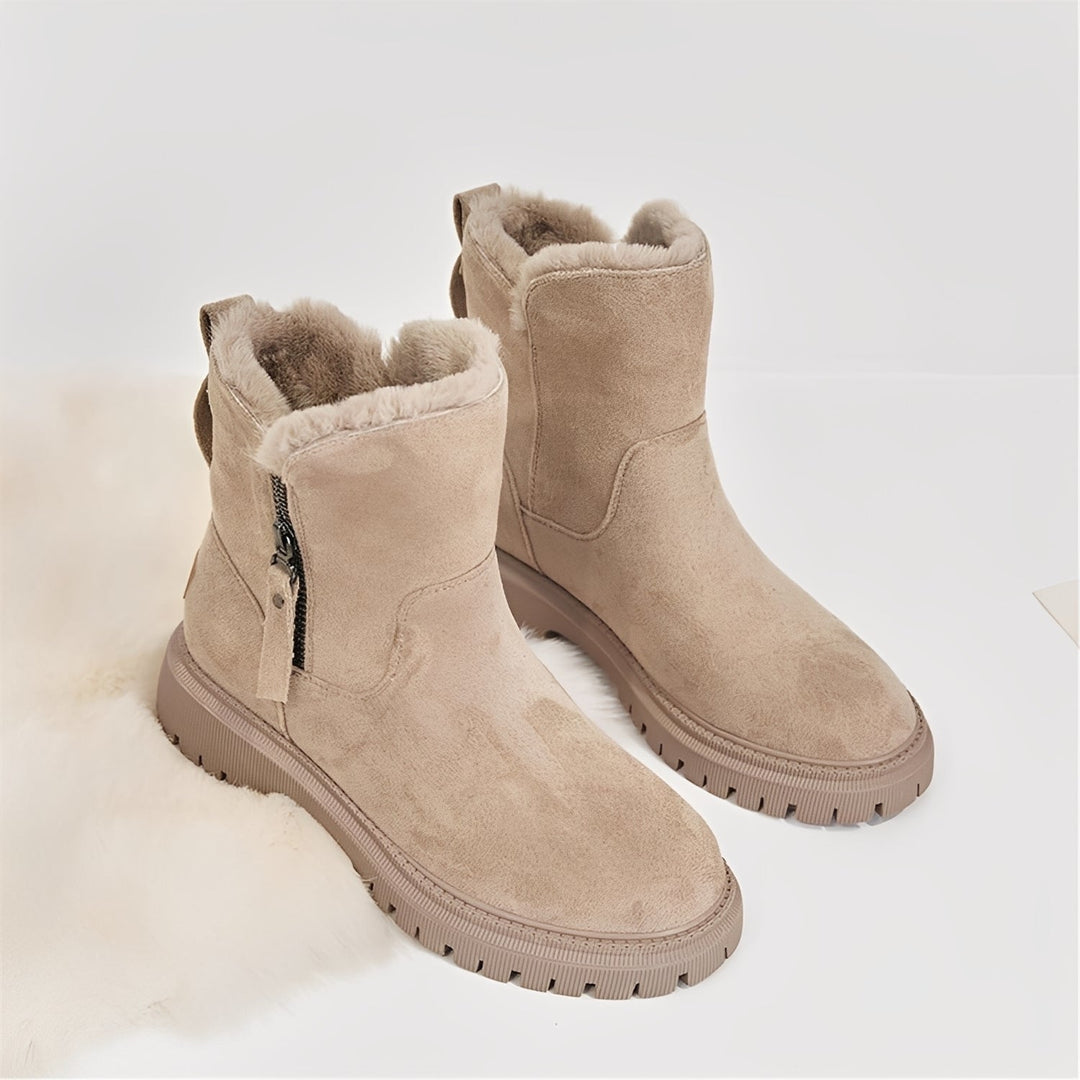 Botas femininas Raschelle leves, perfeitas para o inverno. Conforto e elegância em calçado de moda feminina.