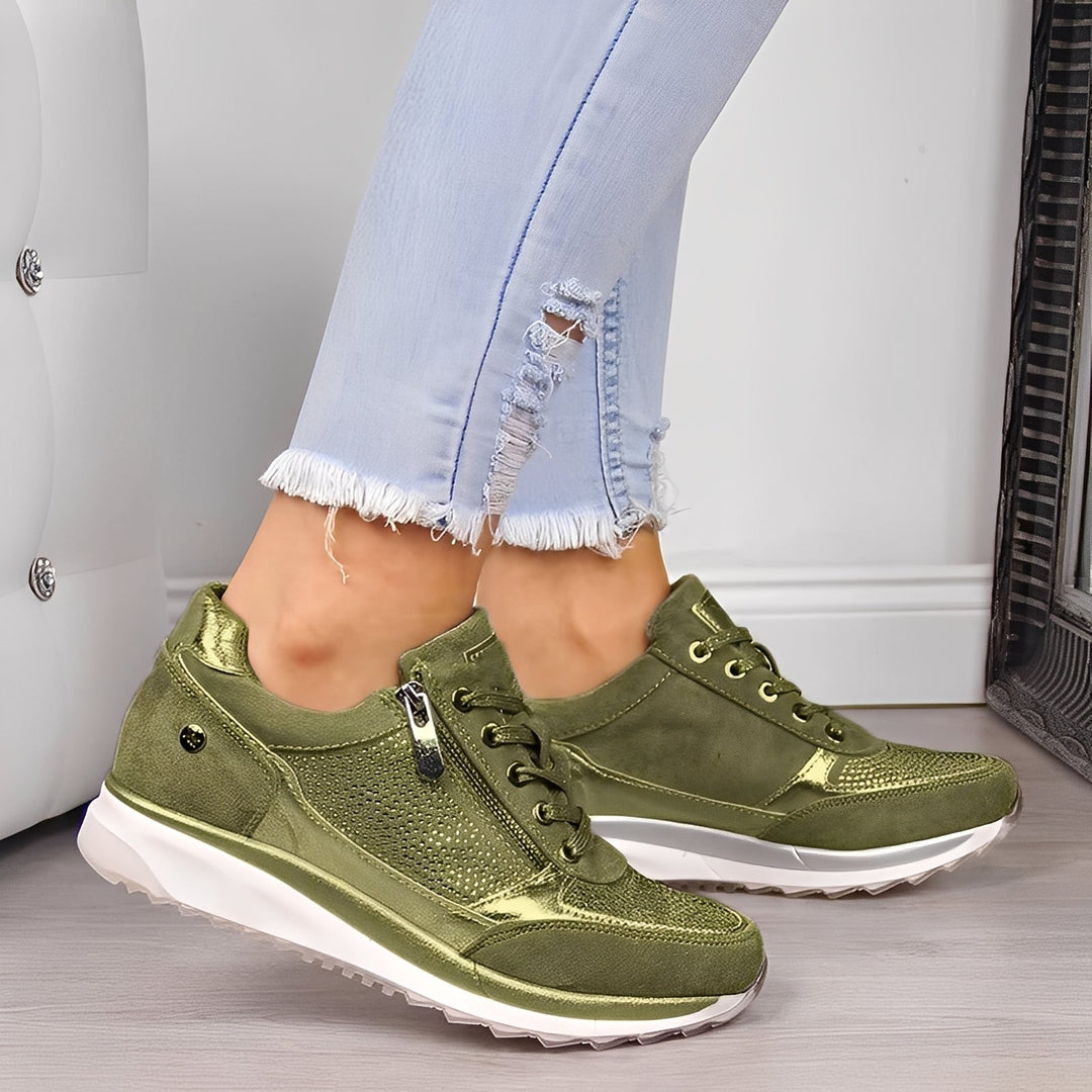 Calçado feminino casual versátil, combinando estilo moderno e conforto duradouro para uso diário.