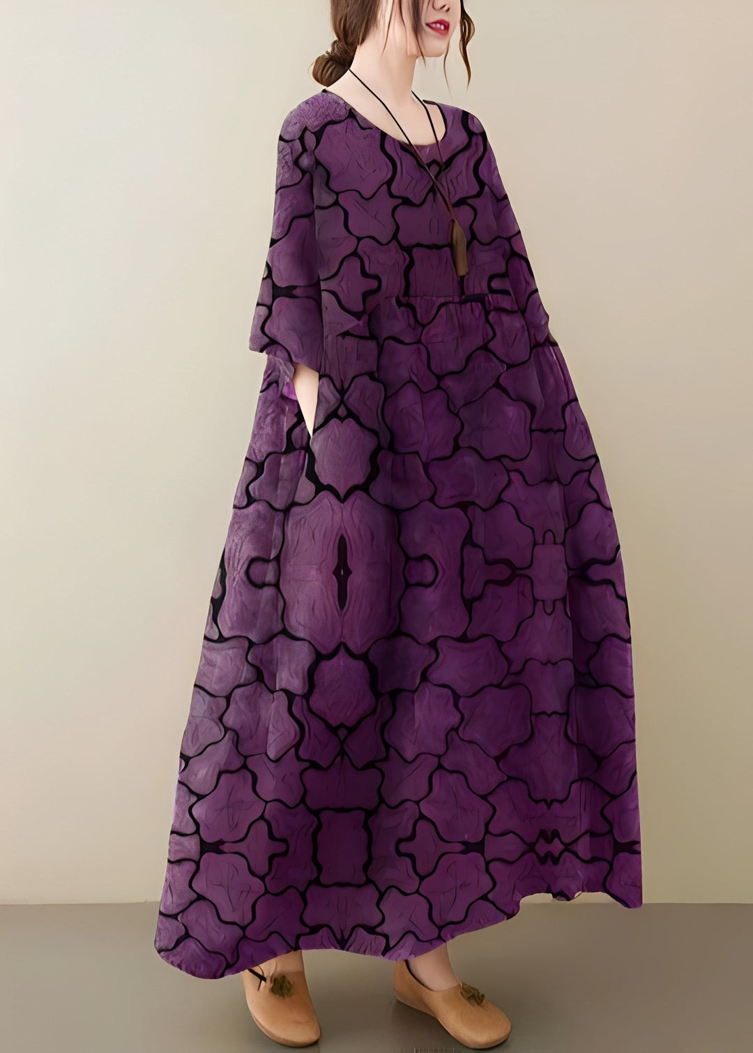 Vestido feminino Mariam solto, estampado, confortável e leve, com bolsos e decote redondo, ideal para o verão.
