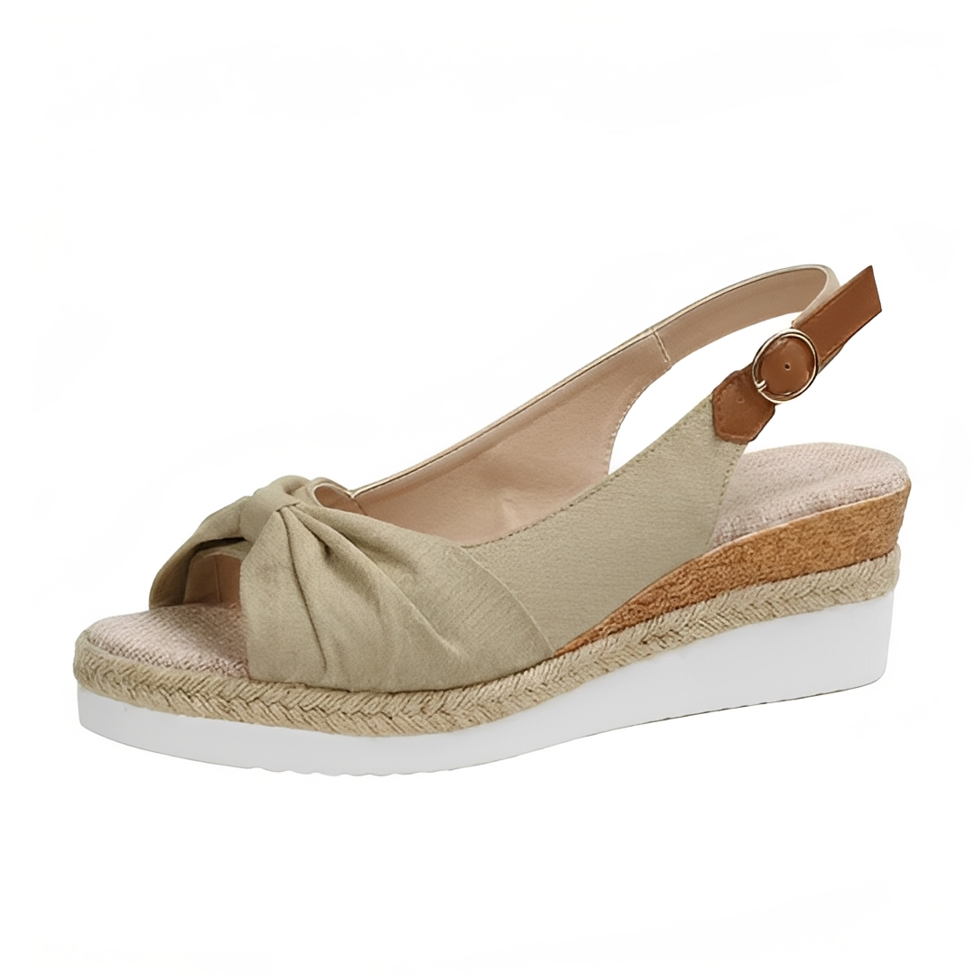 Sandálias femininas elegantes para o verão, combinando estilo e conforto, perfeitas para looks casuais e moda praia.