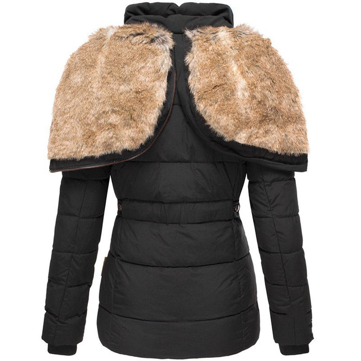 Agasalho feminino elegante e quente para os dias de frio intenso no inverno.