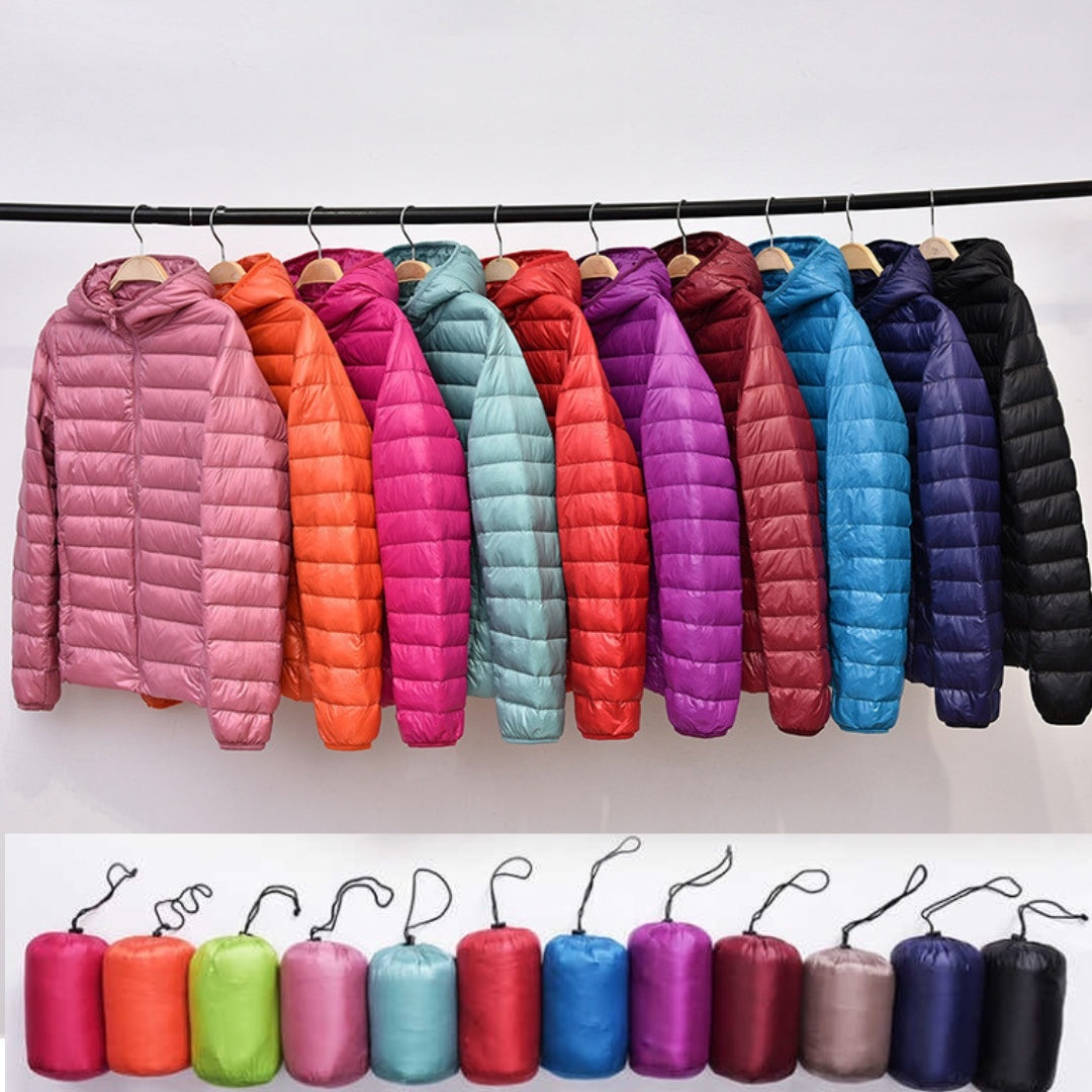 Casaco acolchoado feminino com capuz, leve e quente para inverno.