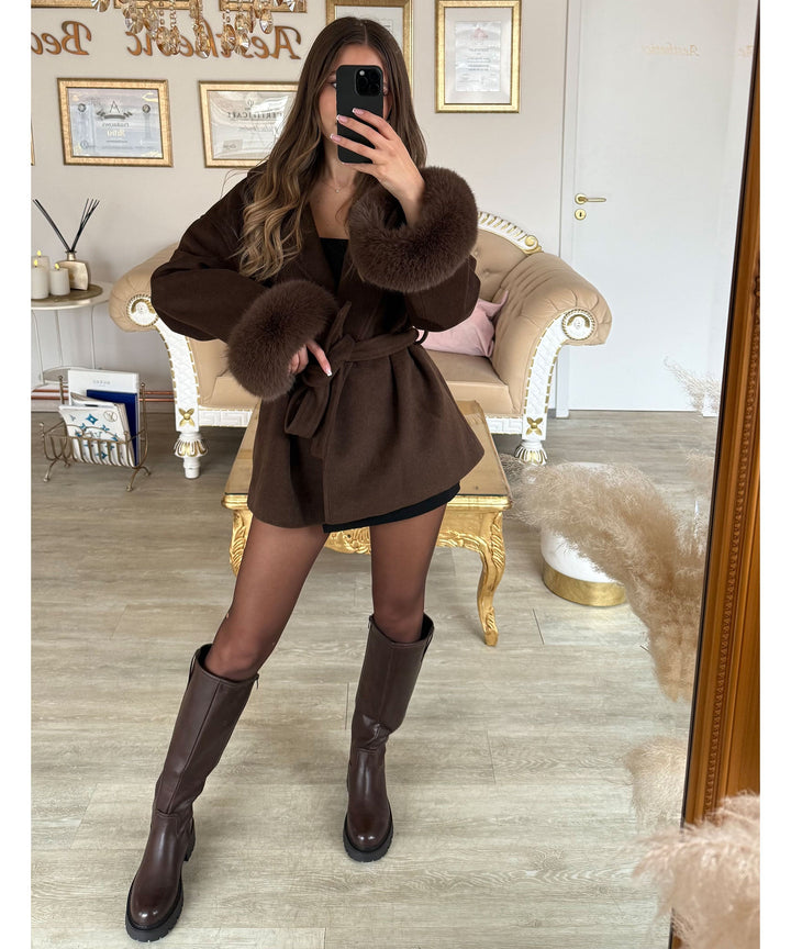 Botas femininas marrom super confortáveis com forro térmico.
