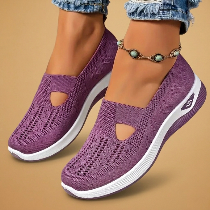 Ténis casuais slip-on para mulher, práticos e fáceis de calçar, combinam estilo e conforto.