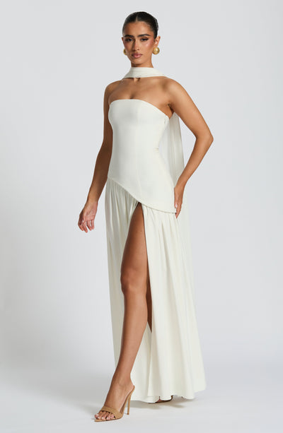 Vestido de verão feminino, elegante, sem alças, para festa e ocasiões especiais.