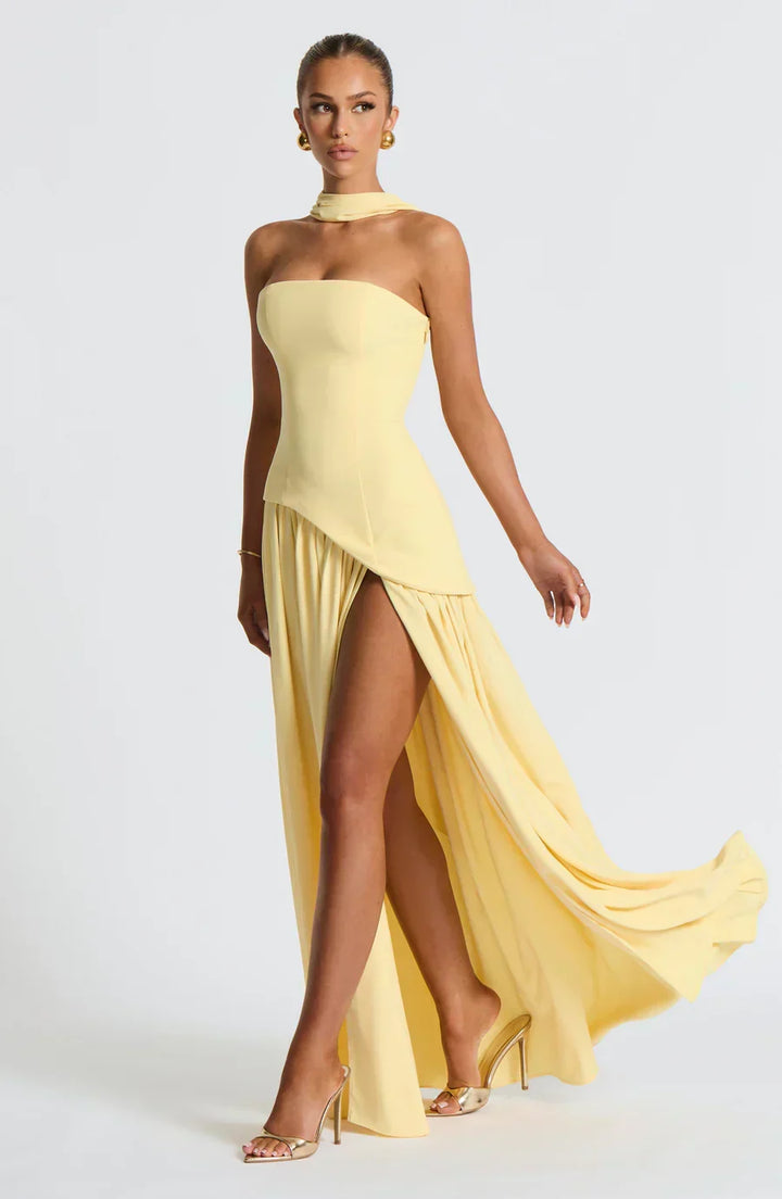 Vestido longo feminino para ocasiões especiais, elegante, perfeito para casamento ou festa de noite.