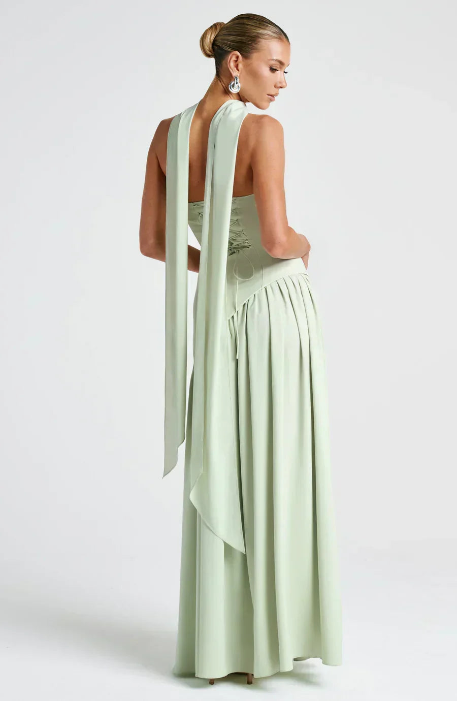 Vestido de verão feminino elegante, estilo maxi, sem alças, ideal para noite.