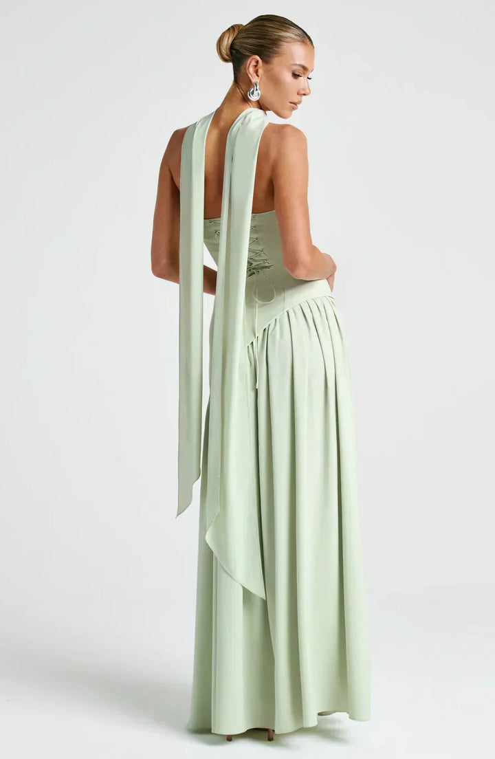 Vestido de verão feminino elegante, estilo maxi, sem alças, ideal para noite.