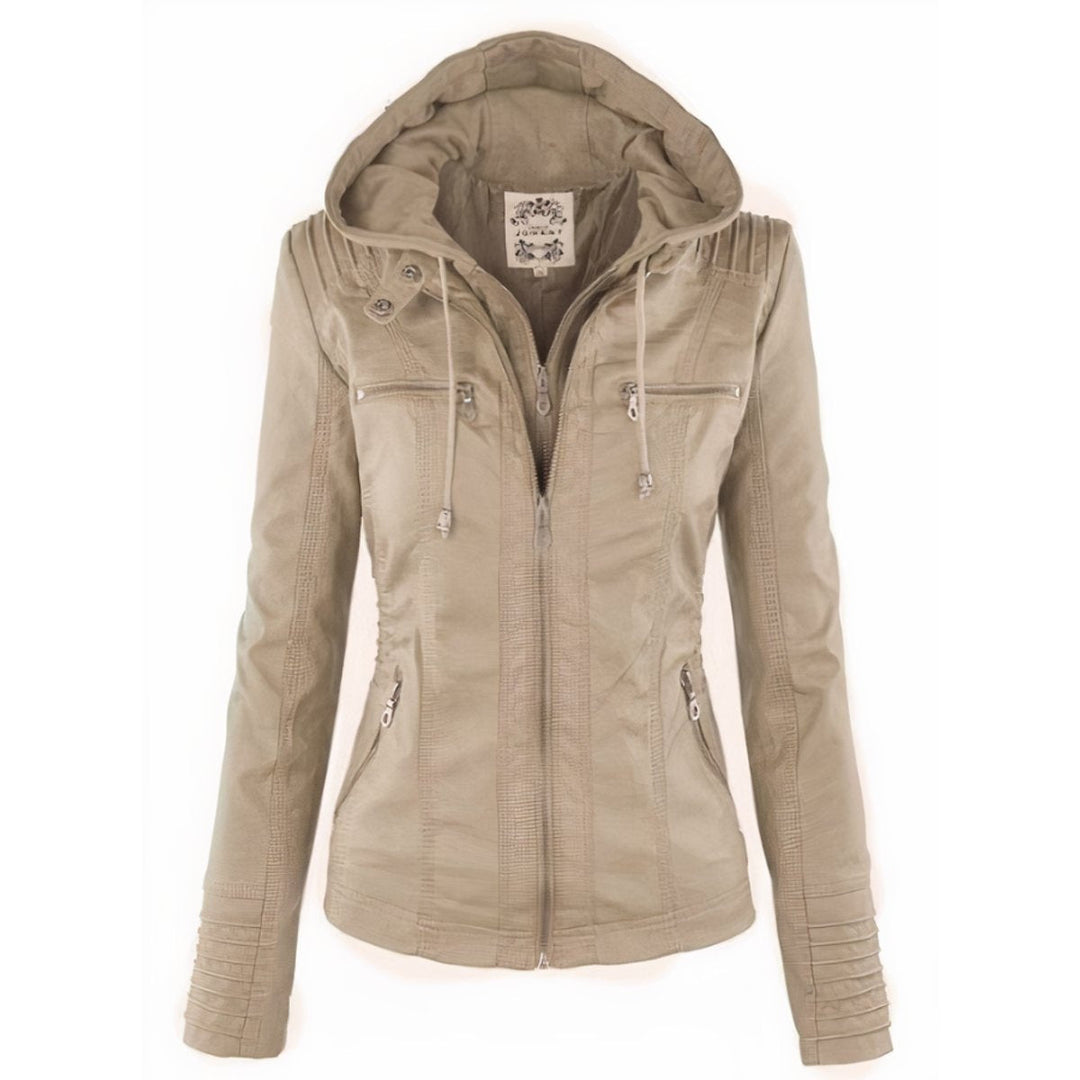 Jaqueta biker feminina em couro sintético com capuz, para um estilo cool e versátil no dia a dia.