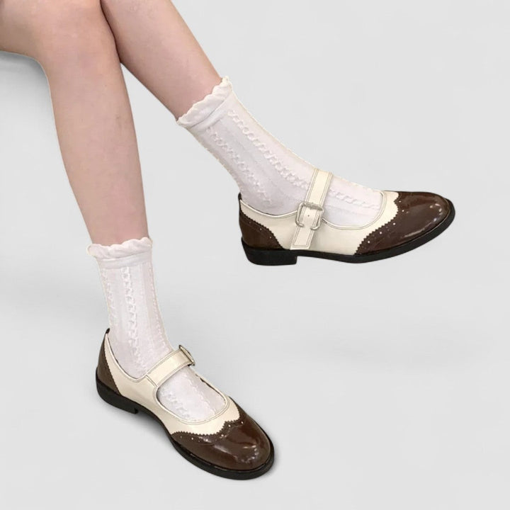 Elegantes sapatos Mary Jane estilo Oxford com fivela, pretos, para mulher, toque retro.