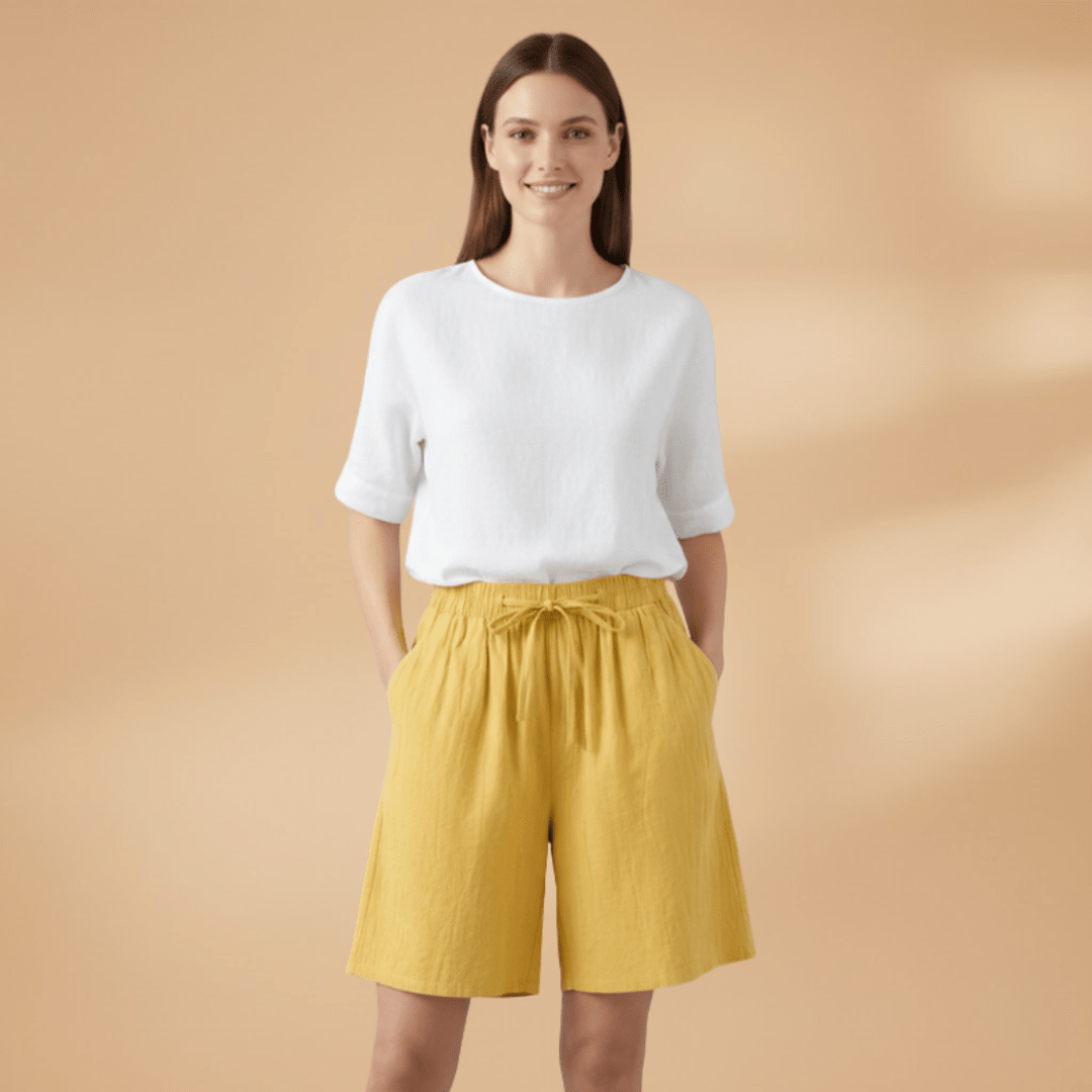 Shorts estiloso feminino com cós elástico, perfeito para o conforto diário.