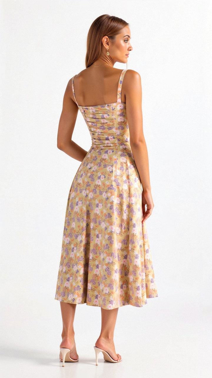 Vestido casual rodado para o verão, com fenda e ajuste na cintura, ideal para moda TikTok.