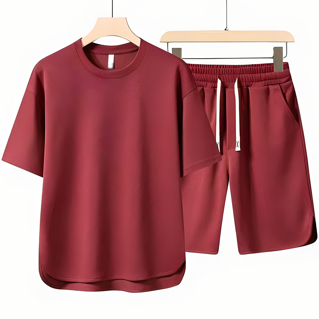 Moda masculina verão: Conjunto casual Tereso com t-shirt e shorts, design moderno e descontraído.