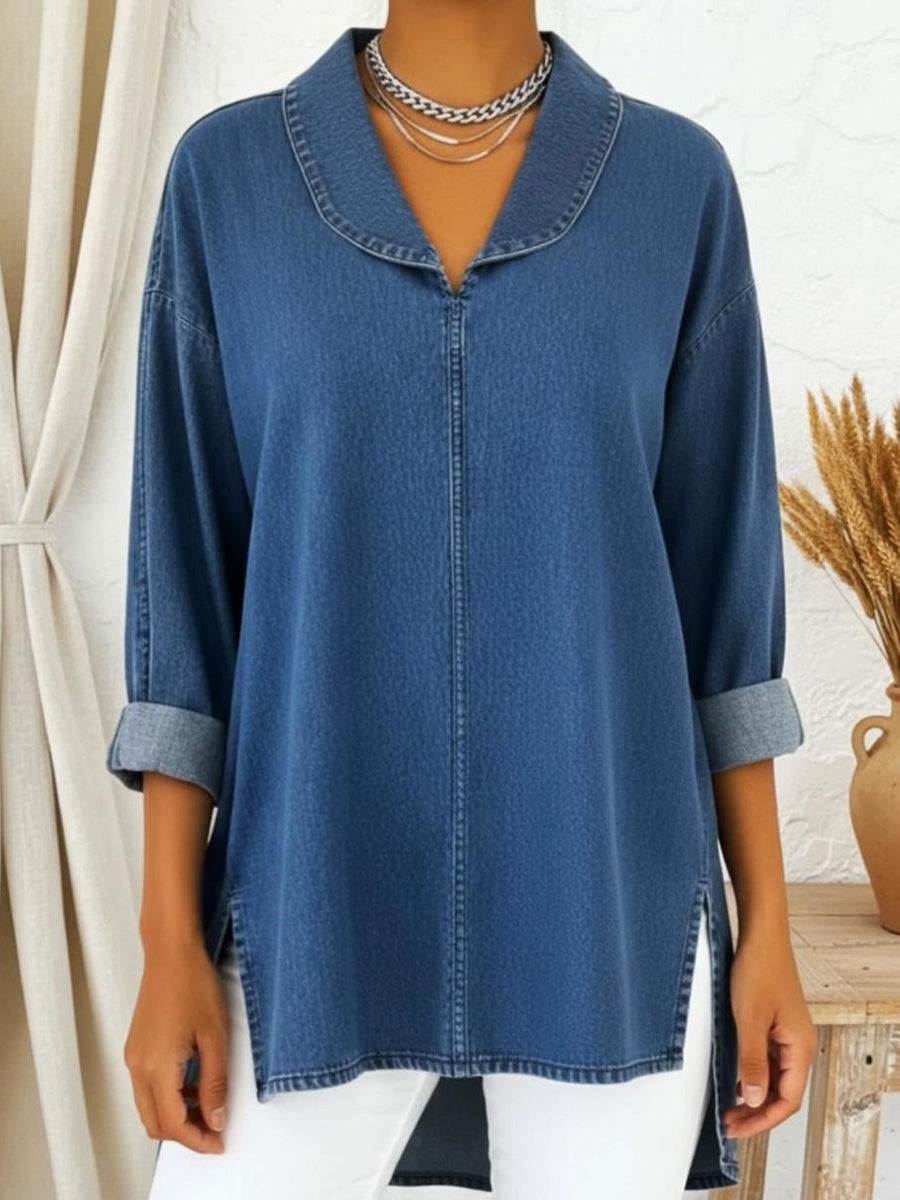 Top feminino elegante com colarinho de chal, unindo o charme retro ao conforto da moda mulher.