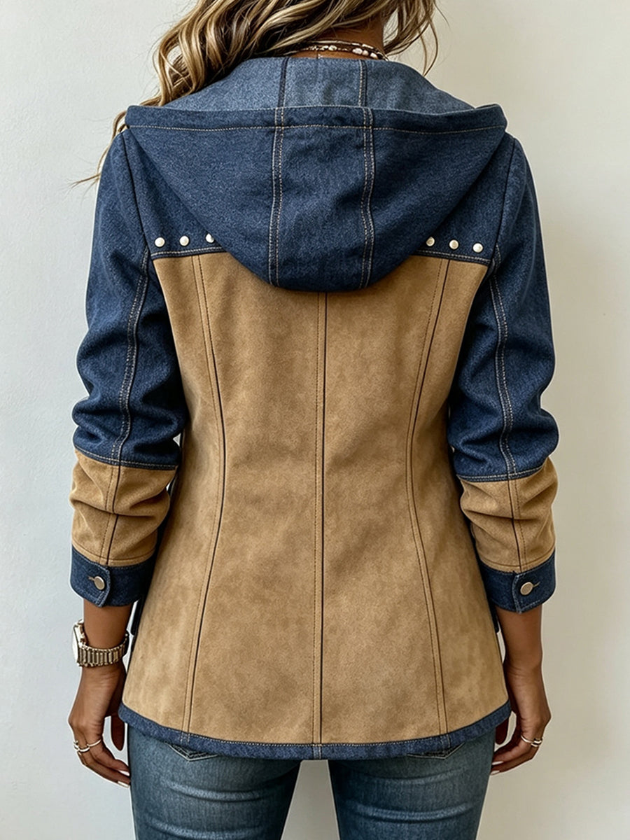 Jaqueta feminina moderna marinho e camel, casaco com capuz ideal para outono e inverno. Peça casual versátil.