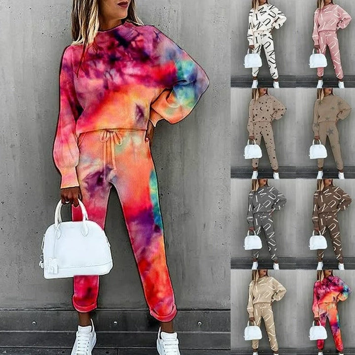 Roupa de lazer feminina: conjunto estampado de malha com sweatshirt e calças casuais. Conforto e moda descomplicada.