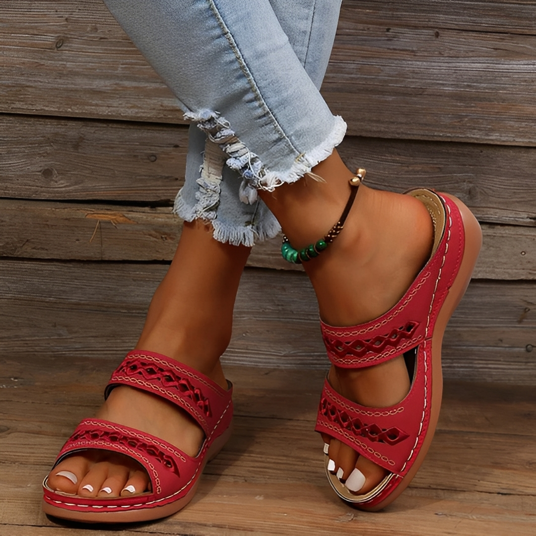 Design moderno: sandálias femininas de verão, confortáveis e ortopédicas, ideais para o dia a dia com estilo.
