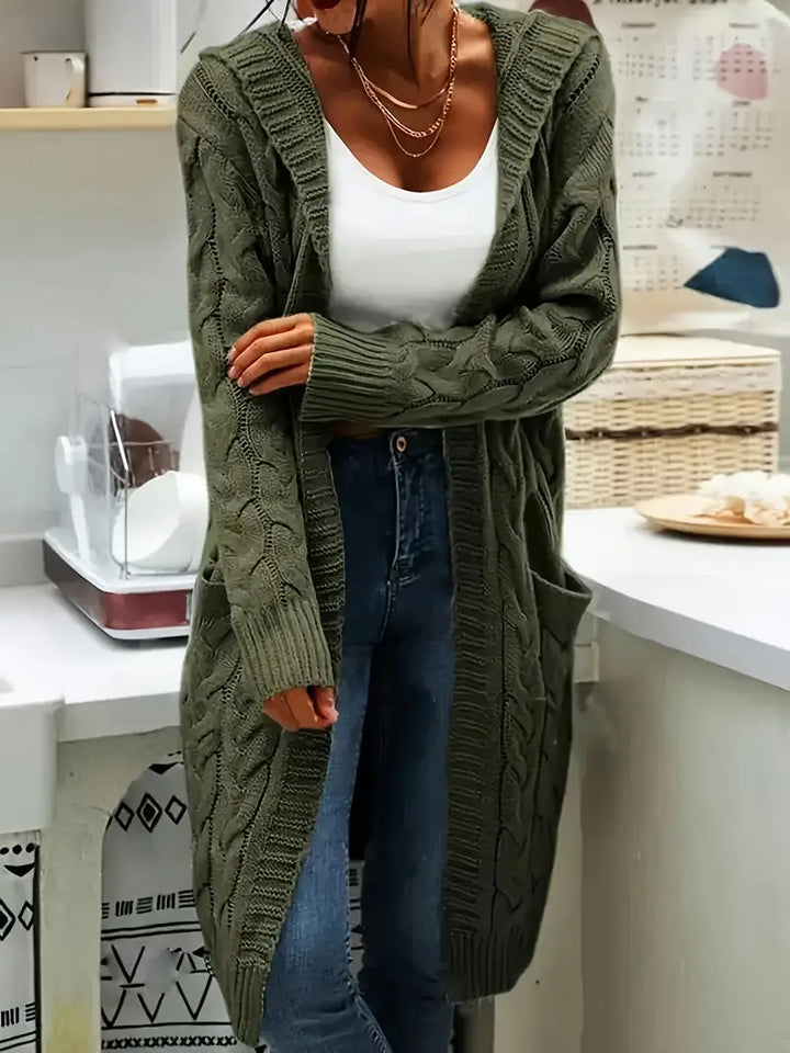 Roupas femininas: Cardigan de tricô aconchegante e versátil, ideal para dias frios. Estilo casual e moderno.