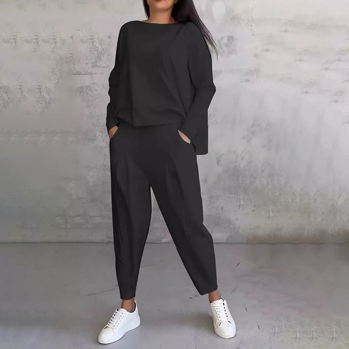 Moda casual ROSE: conjunto feminino de duas peças, blusa e calça elegantes. Perfeito para estilo minimalista.