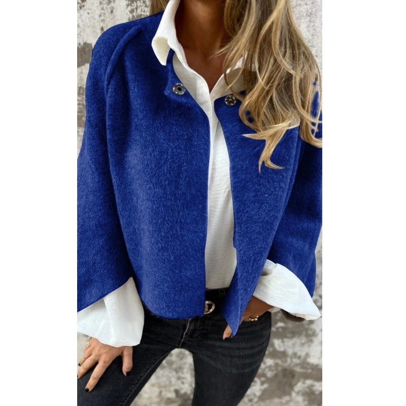 Casaco feminino de outono inverno, corte curto e elegante. Roupa versátil com manga longa para moda mulher.