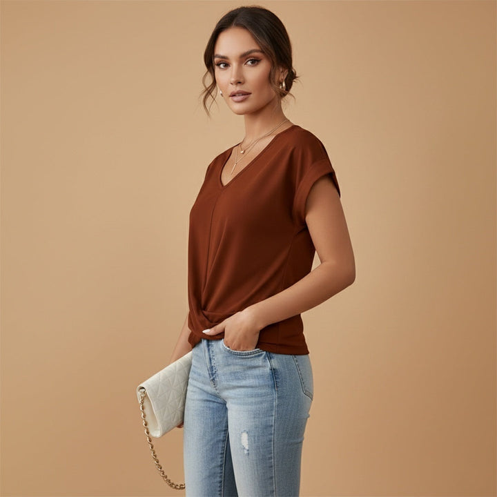 Moda mulher: t-shirt feminina manga curta, decote V e nó frontal, ideal para o verão.