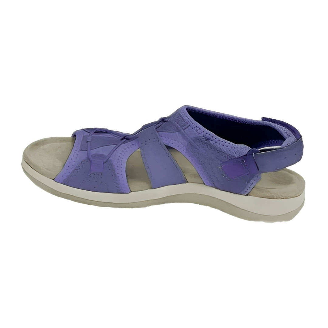 Sandálias de verão femininas elegantes, ideais para quem busca conforto e moda no dia a dia. Calçado versátil.