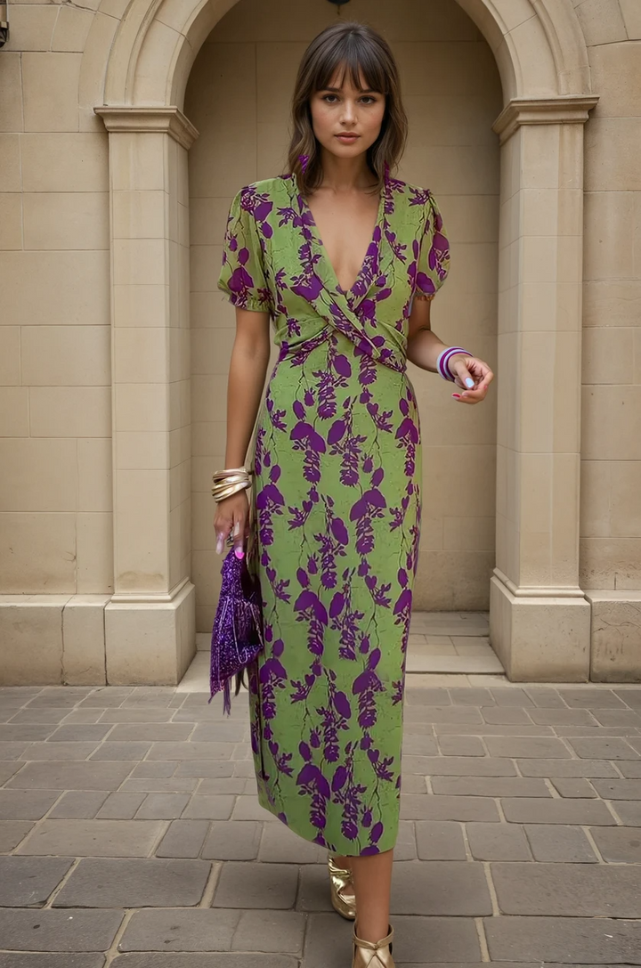 Vestido feminino verde versátil para estilo e conforto. Moda feminina casual elegante, perfeito para várias ocasiões.