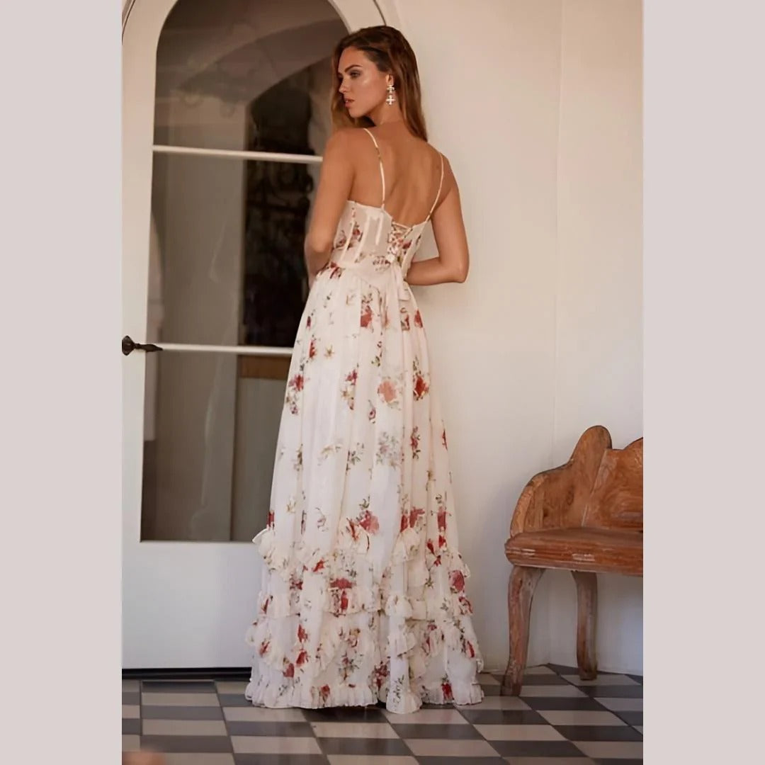 Vestido longo floral para festa ou ocasiões especiais, com decote V e design feminino.