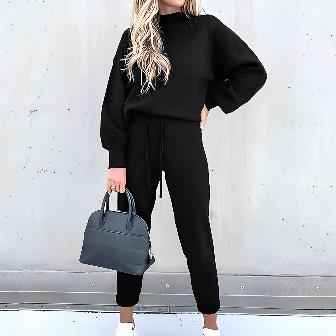 Compre o conjunto de loungewear feminino essencial para o outono/inverno. Conforto quente e elegante.