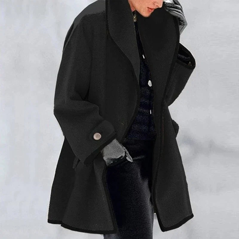 Casaco de gabardine feminino para inverno, com design elegante e tecido quentinho para o frio.